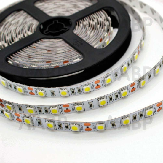 светодиодная лента 10 Вт/м SMD5050 (60 д/м), IP33, 1100 люм. на метр , нейтр. белый, 4000К, 12В/5м / 33560 / оптом и в розницу / мебельная фурнитура "ЛАВР"
